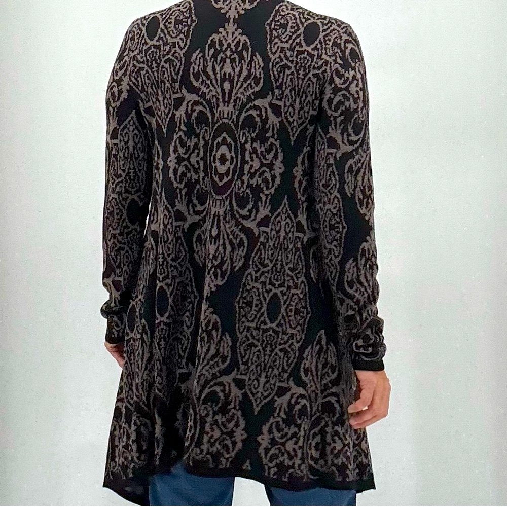 Soft Surroundings Boho Mandala Geometric Print Knit Draped Open Cardigan - Picture 5 of 13